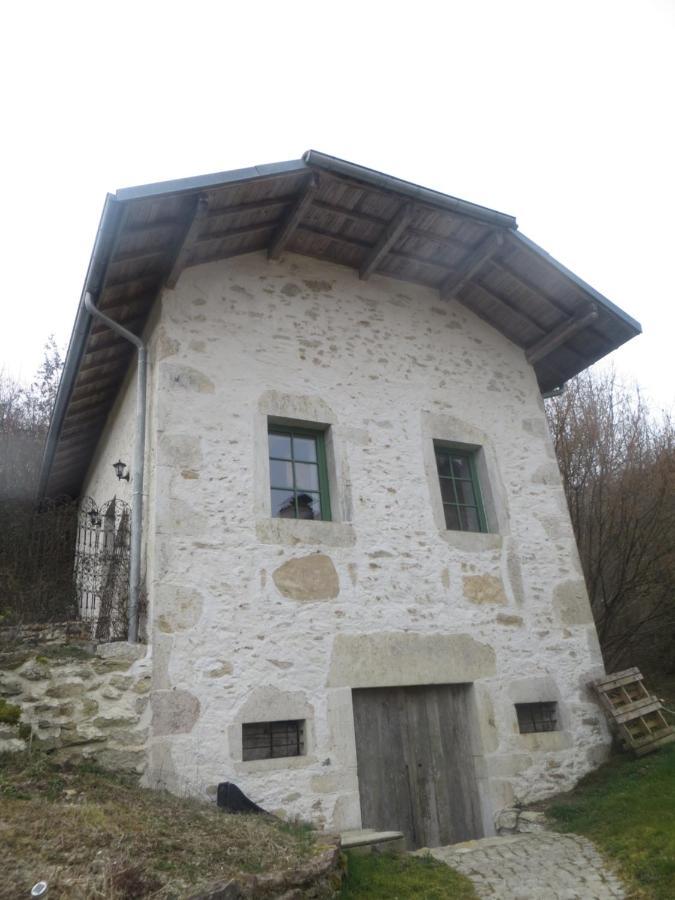 L'Hermitage Yenne Bagian luar foto
