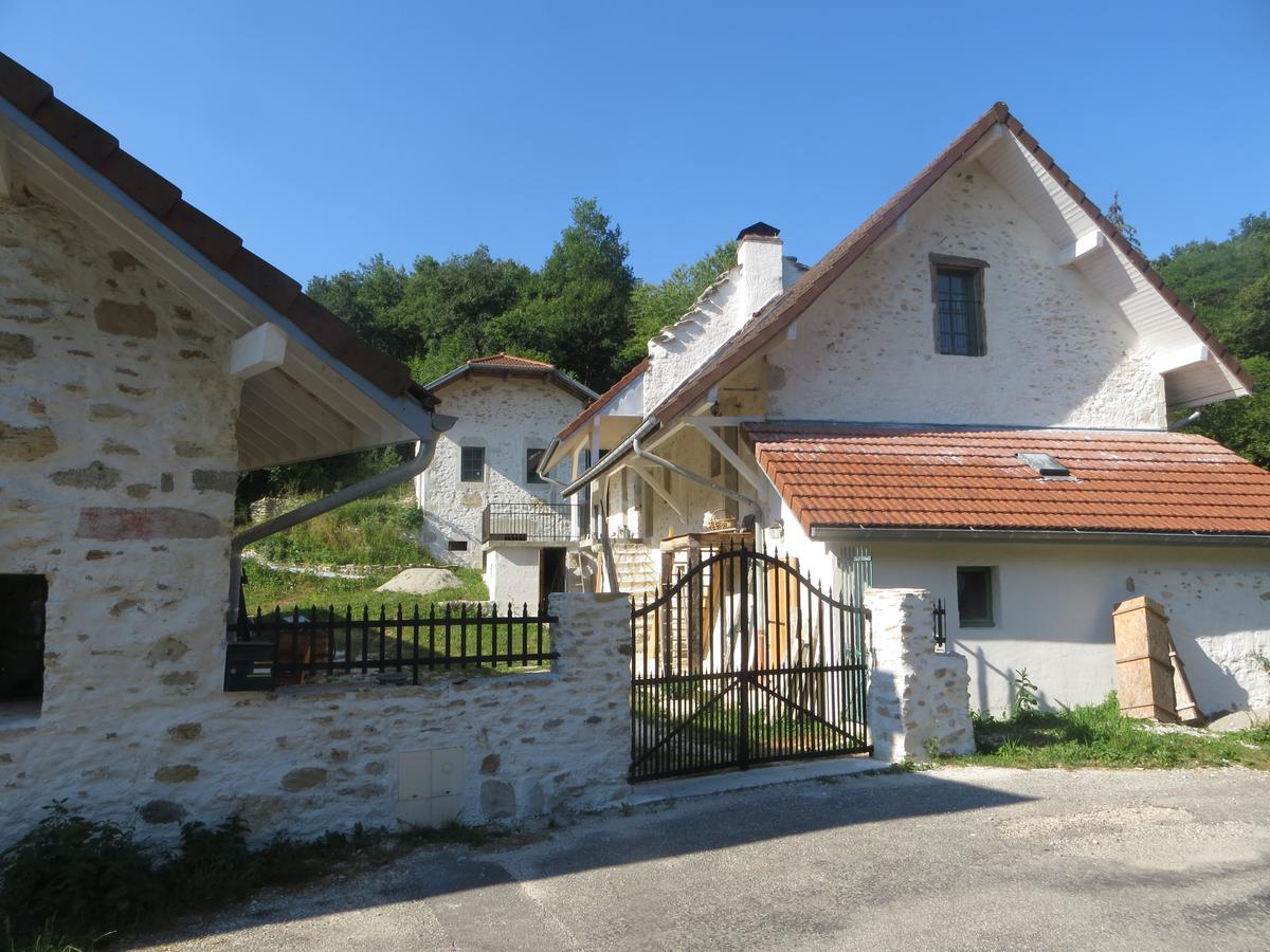 L'Hermitage Yenne Bagian luar foto