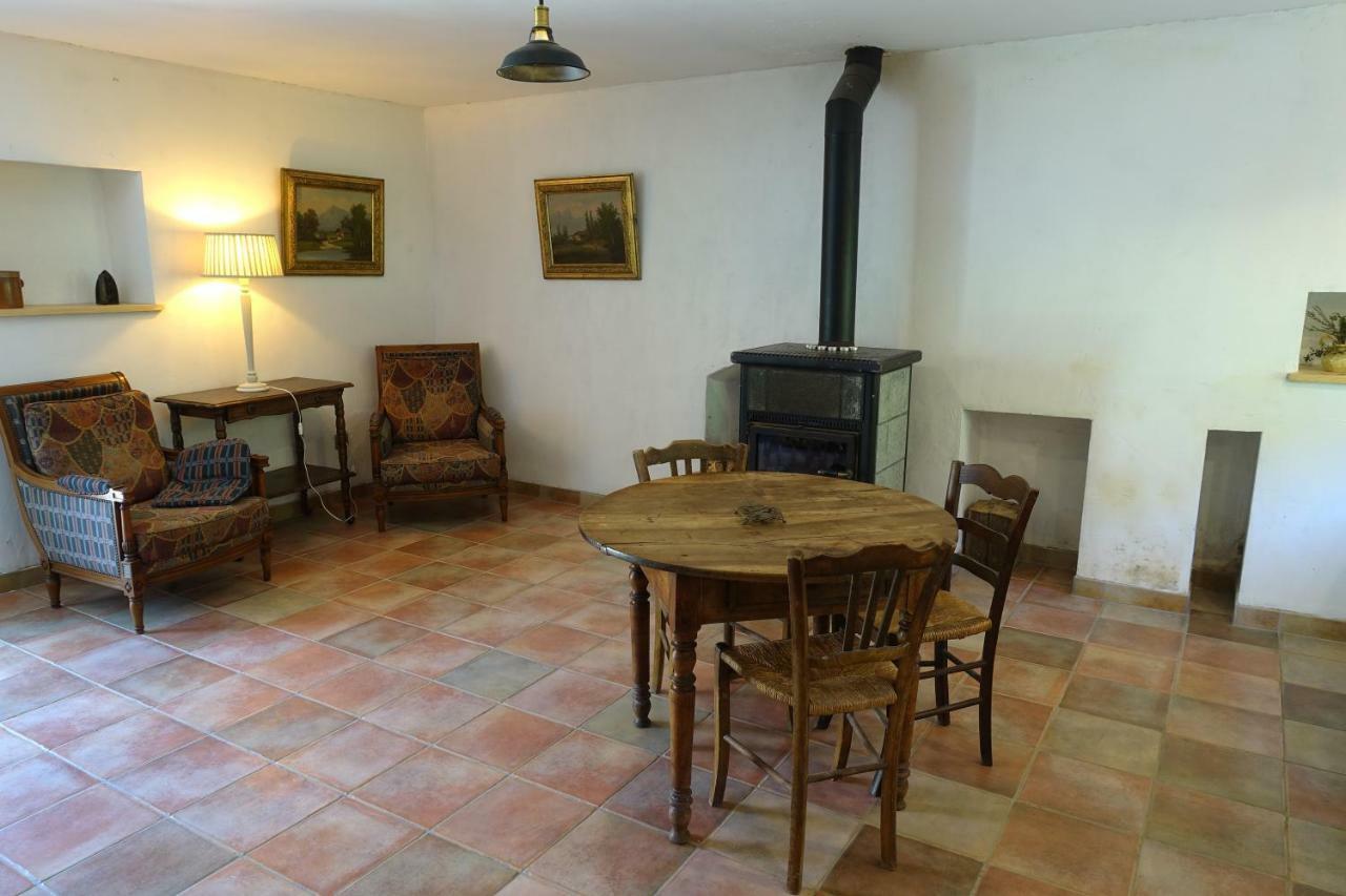 L'Hermitage Yenne Bagian luar foto